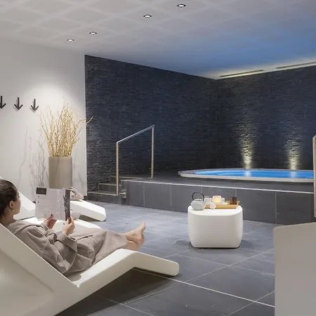 Club Mmv L'altaviva 4*