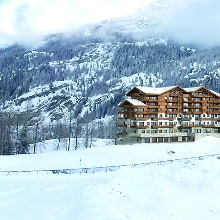 Club Mmv L'altaviva 4*